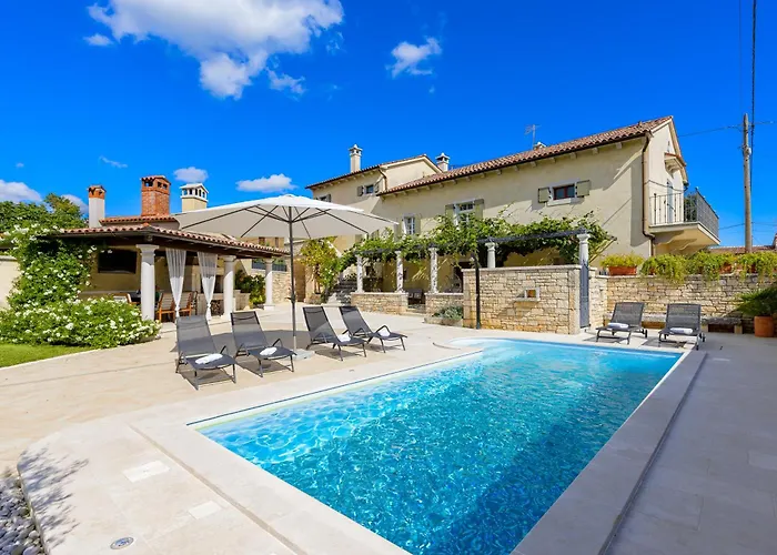 Maria Tereza By Istrialux *